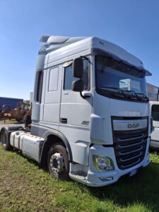 truck XF460SLH LD FB960DC 50437